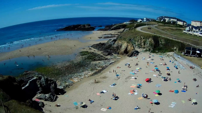 Catorce playas asturianas lucirán la bandera azul este verano