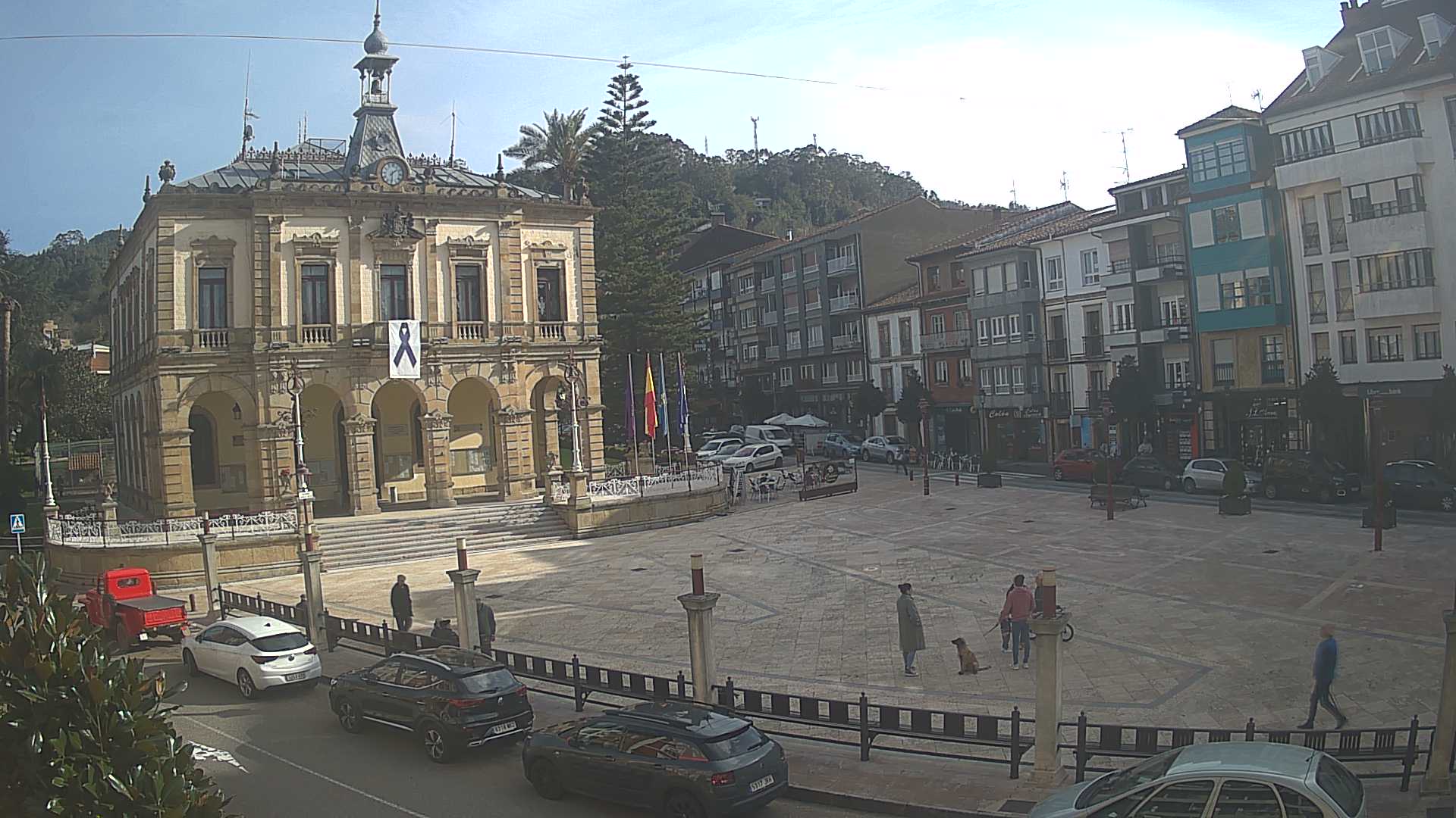 Webcam - Villaviciosa – Plaza del Ayuntamiento – Plaza´l Güevu