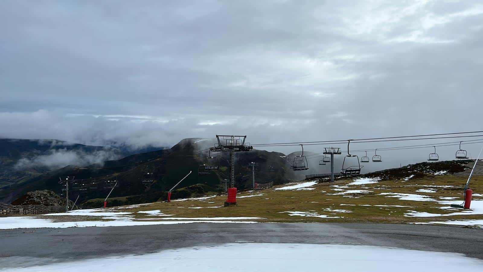 Webcam - Estación invernal Valgrande – Pajares: Panorámica motorizada